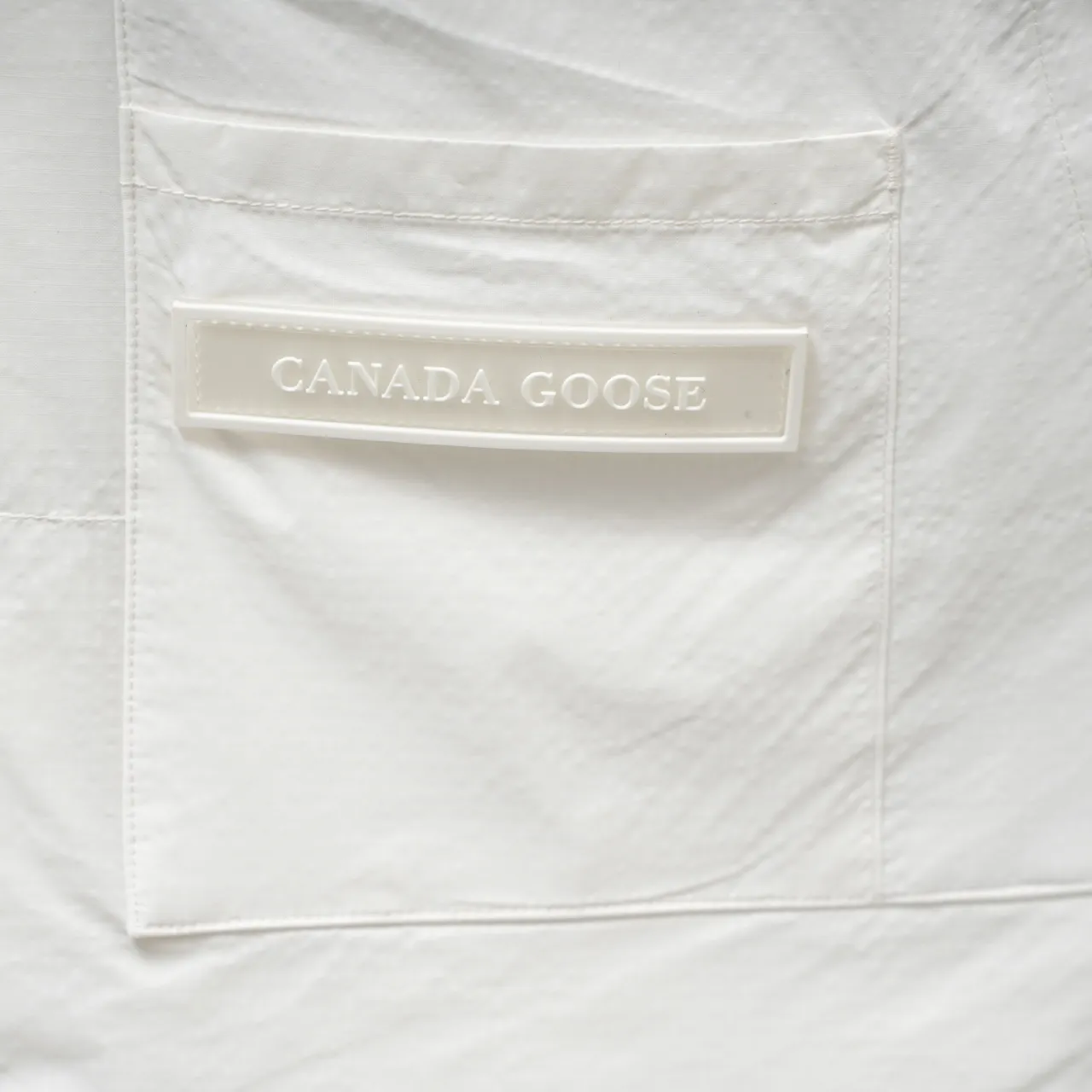 P400 CANADA GOOSE丨Canada Goose Glacier Stand Collar Down Vest Color: White Size: XS-XXL